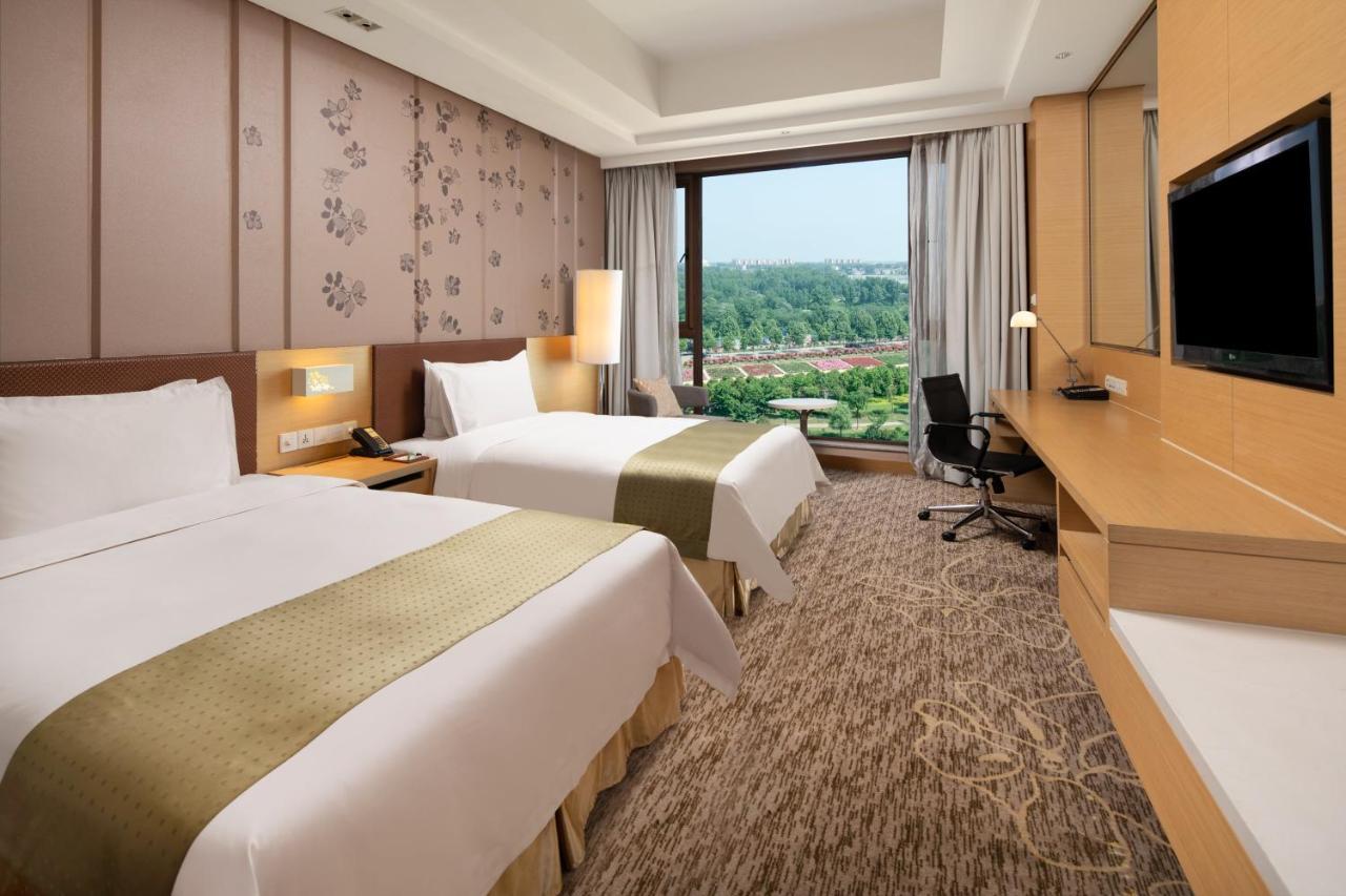 Holiday Inn Nanyang By Ihg Esterno foto